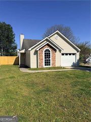 16 Brighton Court, Cartersville, GA 30121