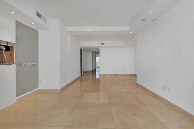 17875 Collins Avenue 905, Sunny Isles Beach, FL 33160