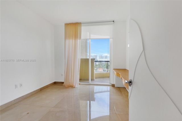 17875 Collins Avenue 905, Sunny Isles Beach, FL 33160