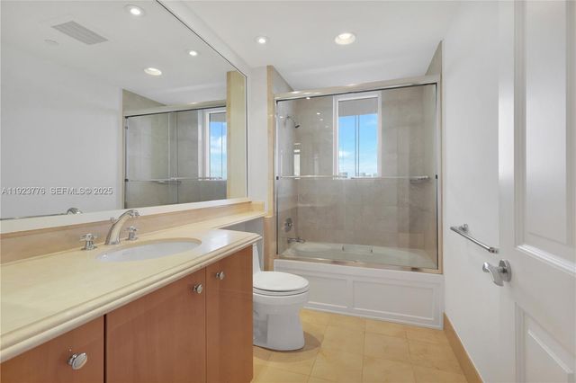 17875 Collins Avenue 905, Sunny Isles Beach, FL 33160