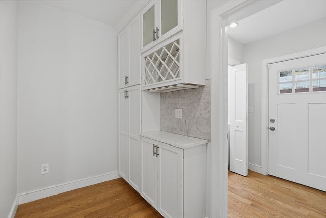 11 Ricker Ter 1, Newton, MA 02458