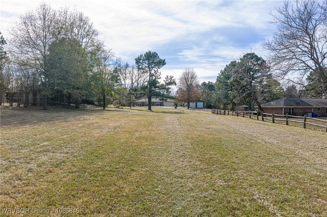 634 Orchard View, Alma, AR 72921