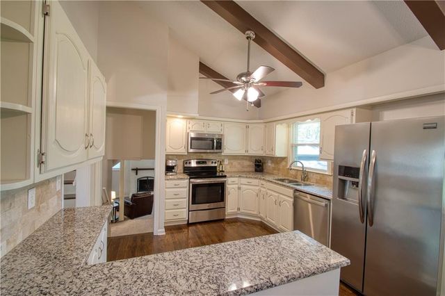 9315 Hardy Drive, Overland Park, KS 66212