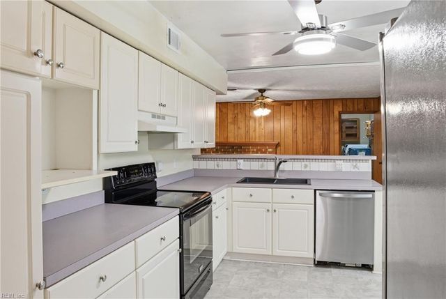 6117 Partridge DR, Virginia Beach, VA 23464