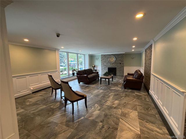 86-10 151 Avenue 6N, Howard Beach, NY 11414