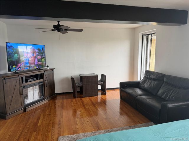 86-10 151 Avenue 6N, Howard Beach, NY 11414