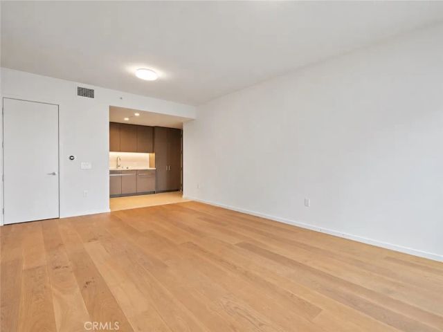 889 Francisco Street 2910, Los Angeles, CA 90017