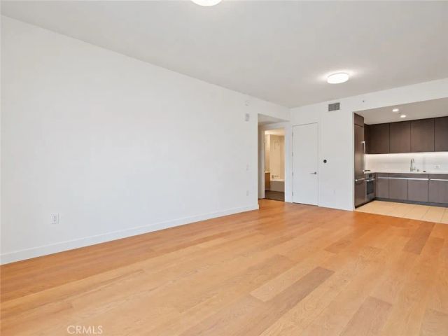 889 Francisco Street 2910, Los Angeles, CA 90017