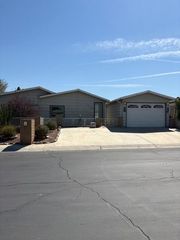 73701 Half Way Drive, Palm Desert, CA 92260