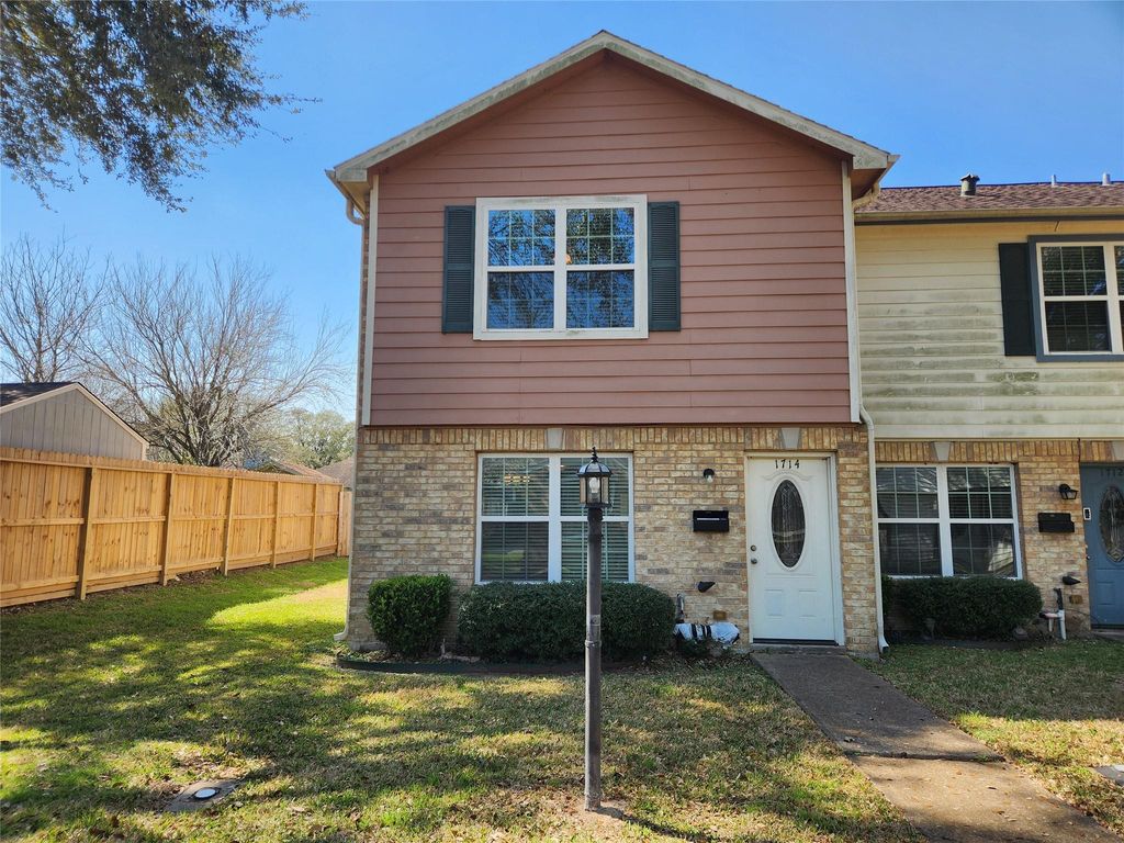 1714 Doyle Court 2, Pasadena, TX 77503