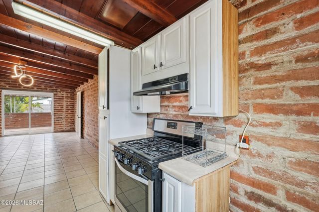 174 W Borrego Street, Tucson, AZ 85706