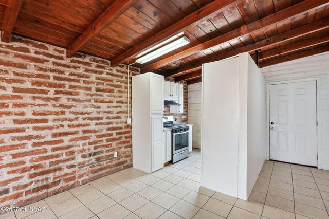 174 W Borrego Street, Tucson, AZ 85706
