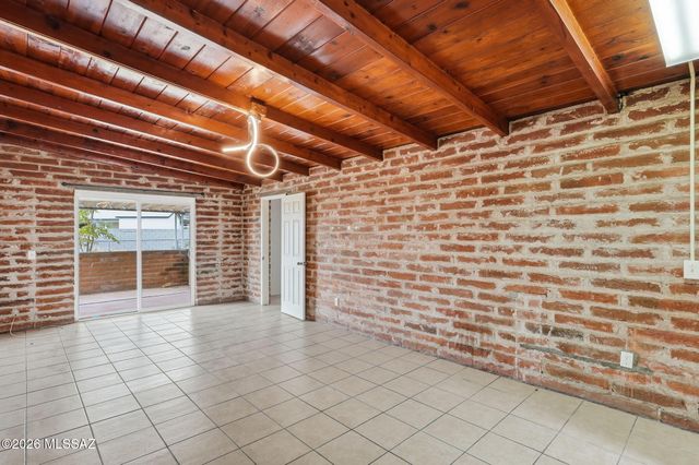 174 W Borrego Street, Tucson, AZ 85706