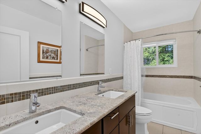 76 Goodnough Rd, Brookline, MA 02467
