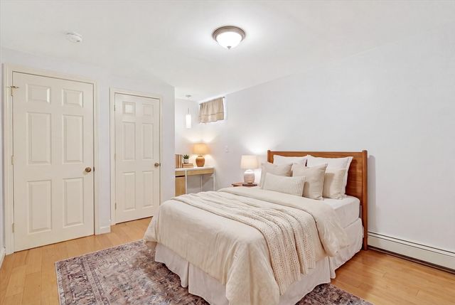 76 Goodnough Rd, Brookline, MA 02467
