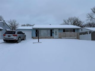 10020 Dellridge Lane, St Louis, MO 63136