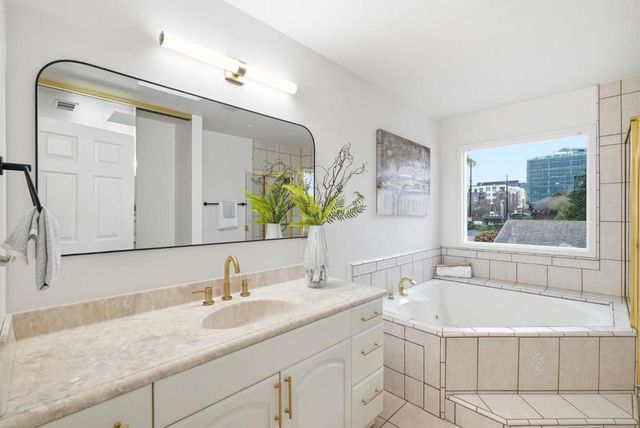 320 Angel Avenue, Sunnyvale, CA 94086