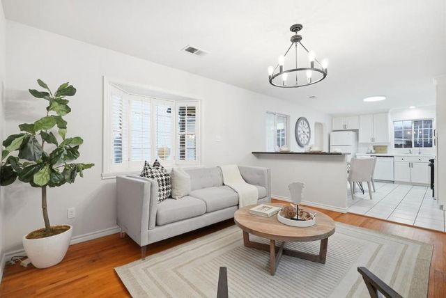 320 Angel Avenue, Sunnyvale, CA 94086