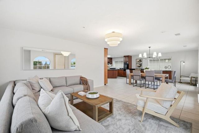 320 Angel Avenue, Sunnyvale, CA 94086