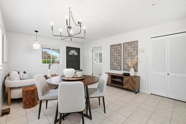 320 Angel Avenue, Sunnyvale, CA 94086