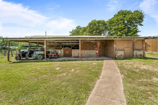 4951 N FM 51, Weatherford, TX 76085