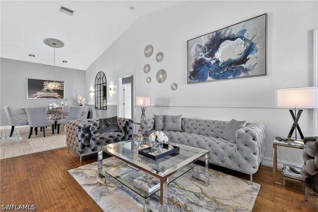 2540 Aspen Creek LN 201, Naples, FL 34119