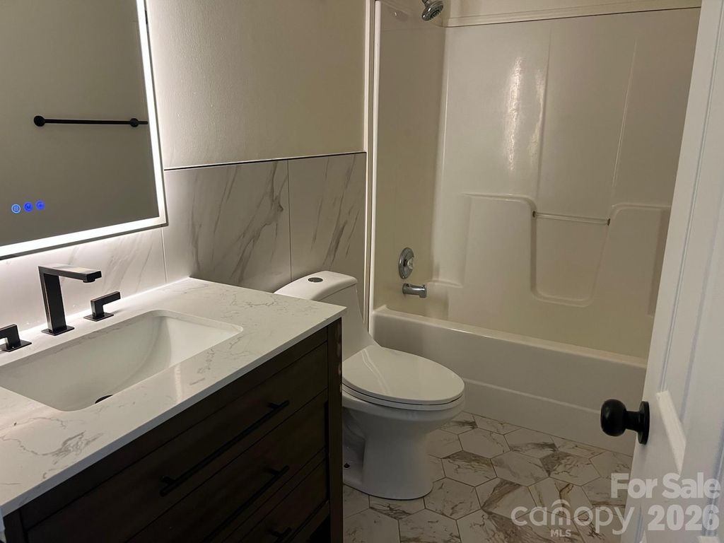 322 Woodcrest Drive, York, SC 29745