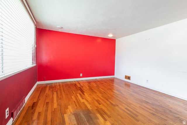 1867 W 3140 S, West Valley City, UT 84119