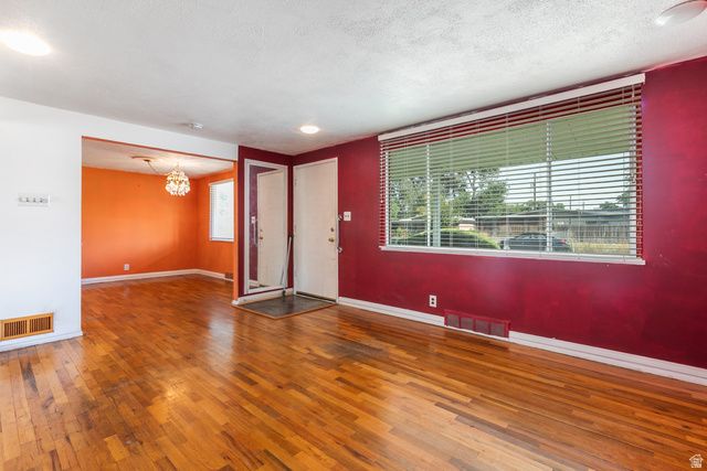 1867 W 3140 S, West Valley City, UT 84119