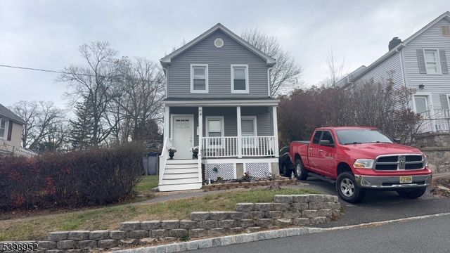 14 Cross St, Dover Town, NJ 07801