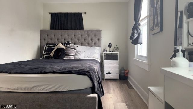 14 Cross St, Dover Town, NJ 07801