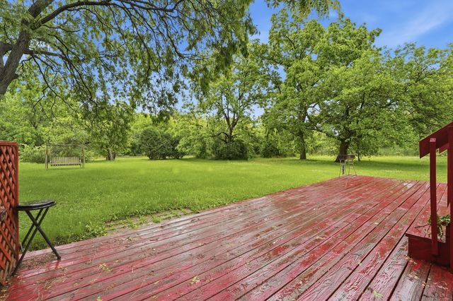 21 Sequoia Road, Hawthorn Woods, IL 60047