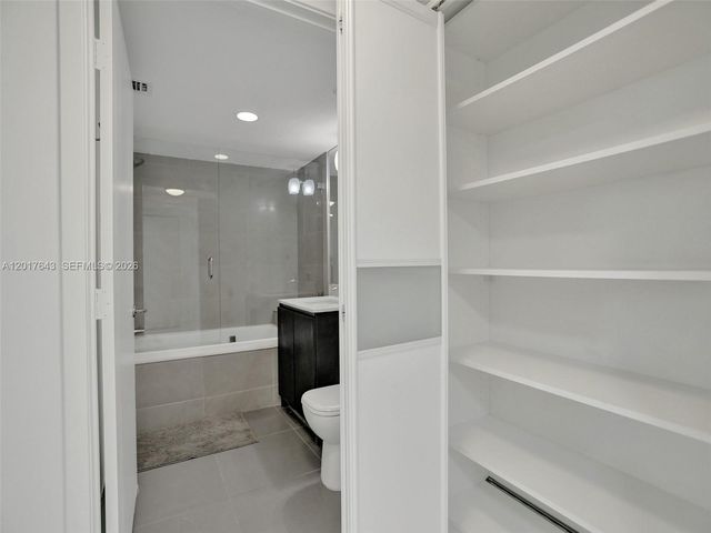 6620 INDIAN CREEK 114, Miami Beach, FL 33141
