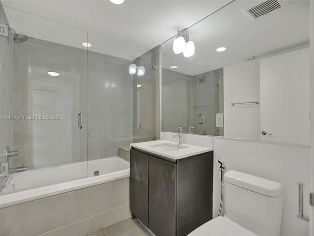 6620 INDIAN CREEK 114, Miami Beach, FL 33141