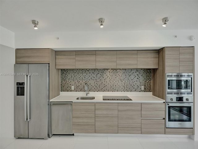 6620 INDIAN CREEK 114, Miami Beach, FL 33141