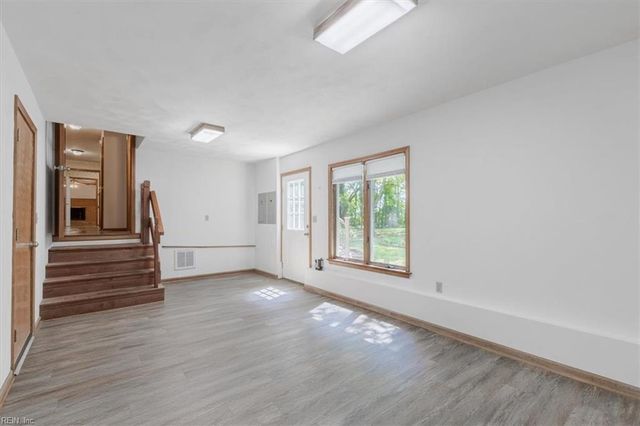 1204 Murray DR, Chesapeake, VA 23322