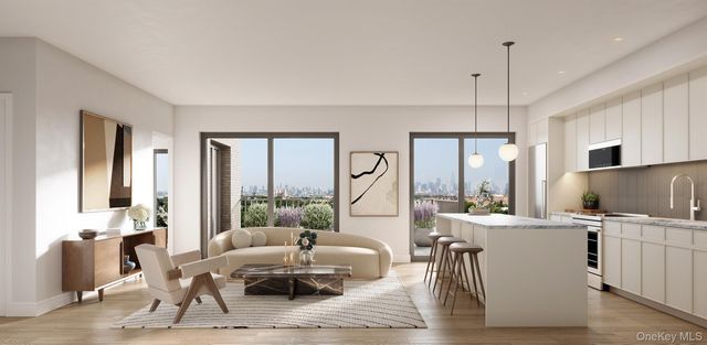 58-01 Queens Boulevard 8E, Woodside, NY 11377