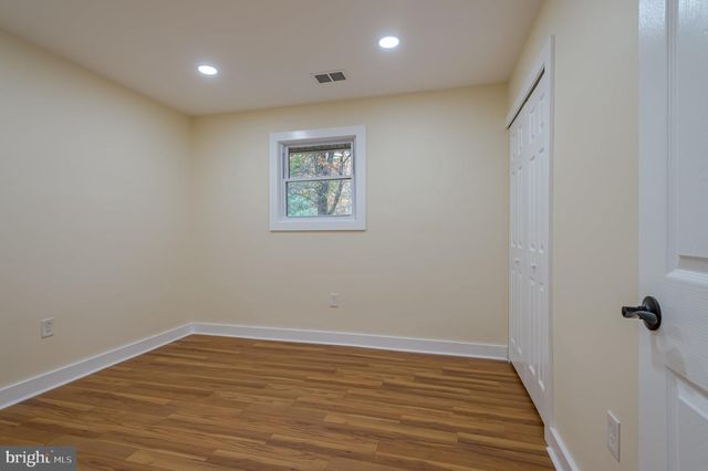 104 HOPEWELL RD, Marlton, NJ 08053