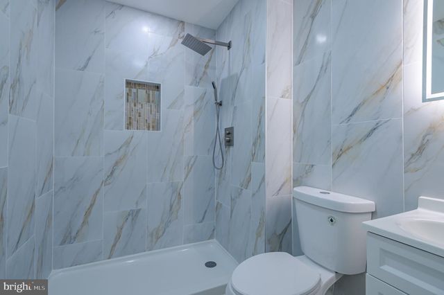 104 HOPEWELL RD, Marlton, NJ 08053