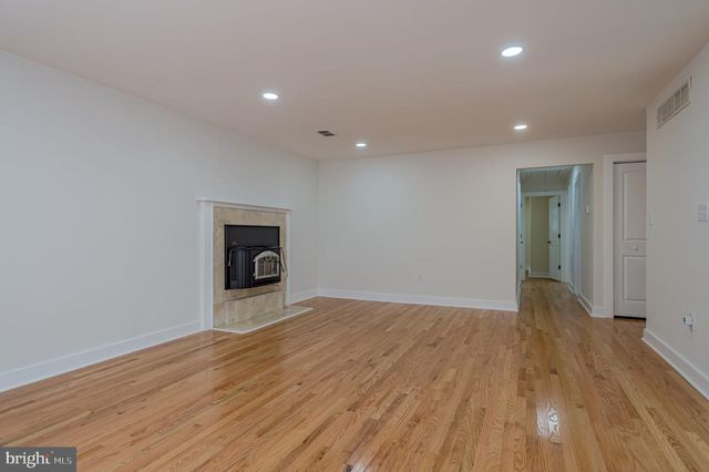 104 HOPEWELL RD, Marlton, NJ 08053