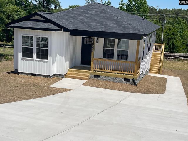856 St Pauls Church Circle, Camden, SC 29020