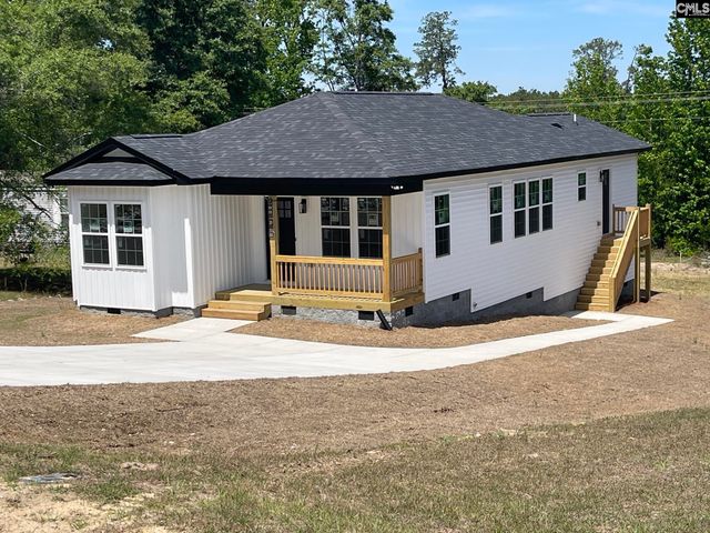 856 St Pauls Church Circle, Camden, SC 29020