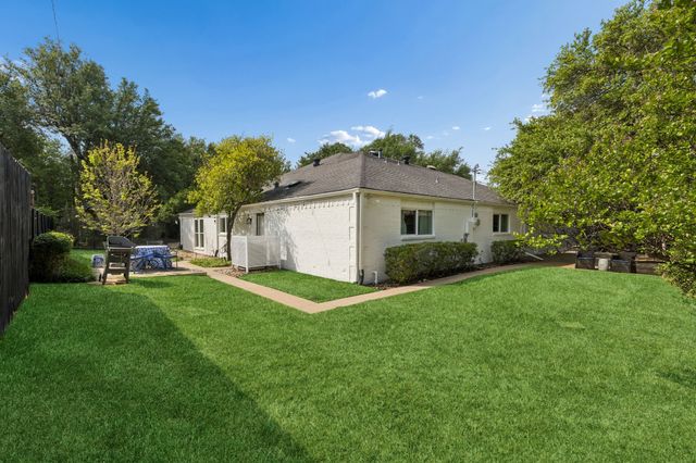 3827 N Versailles Avenue, Dallas, TX 75209