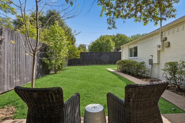 3827 N Versailles Avenue, Dallas, TX 75209