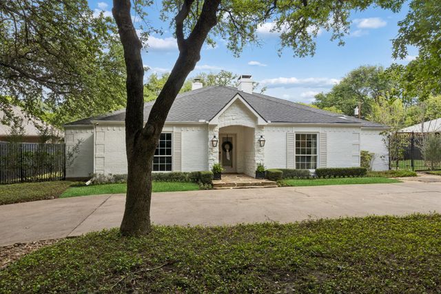 3827 N Versailles Avenue, Dallas, TX 75209
