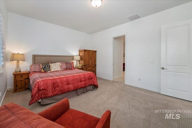 1368 N Leatherwood Ave, Star, ID 83669
