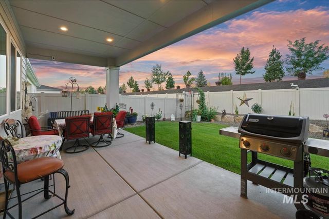 1368 N Leatherwood Ave, Star, ID 83669