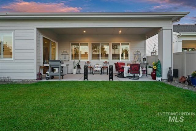 1368 N Leatherwood Ave, Star, ID 83669