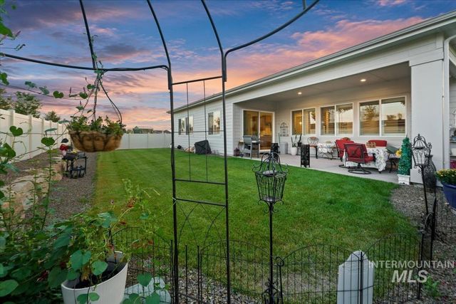 1368 N Leatherwood Ave, Star, ID 83669