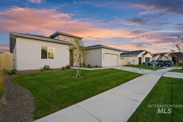 1368 N Leatherwood Ave, Star, ID 83669